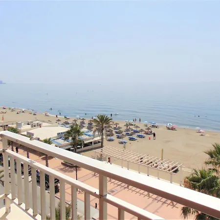 Apartment Beachfront, Two Bed- & Bathrooms, Private Parking